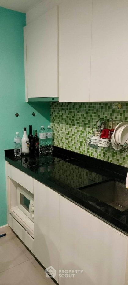 รูป คอนโด 1-ห้องนอน ที่ เอ็กซ์วีไอ เดอะ ซิกซ์ทีน ใกล้ MRT ศูนย์การประชุมแห่งชาติสิริกิติ์ (ID 2296355) - รูปที่ 3/11