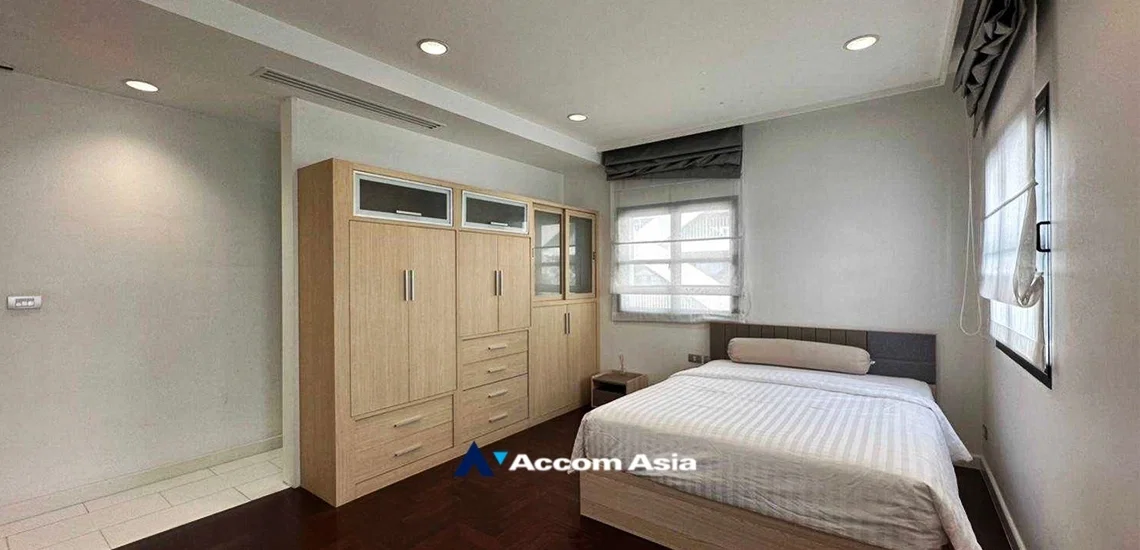 รูป 🔼🔽 AccomA 📩  3 BR Condominium @Tonson Court (AA32441) - รูปที่ 6/10