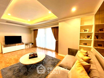 Condos for sale : 2-BR Condo at Nusa State Tower Condominium near BTS Saphan Taksin (ID 2766005)