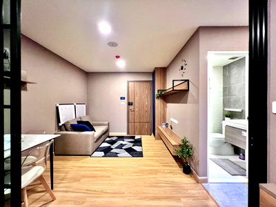 ขายคอนโด : Owner selling directly: The Cube Loft Nuanchan. Fully furnished, beautiful unit. Agents welcome.