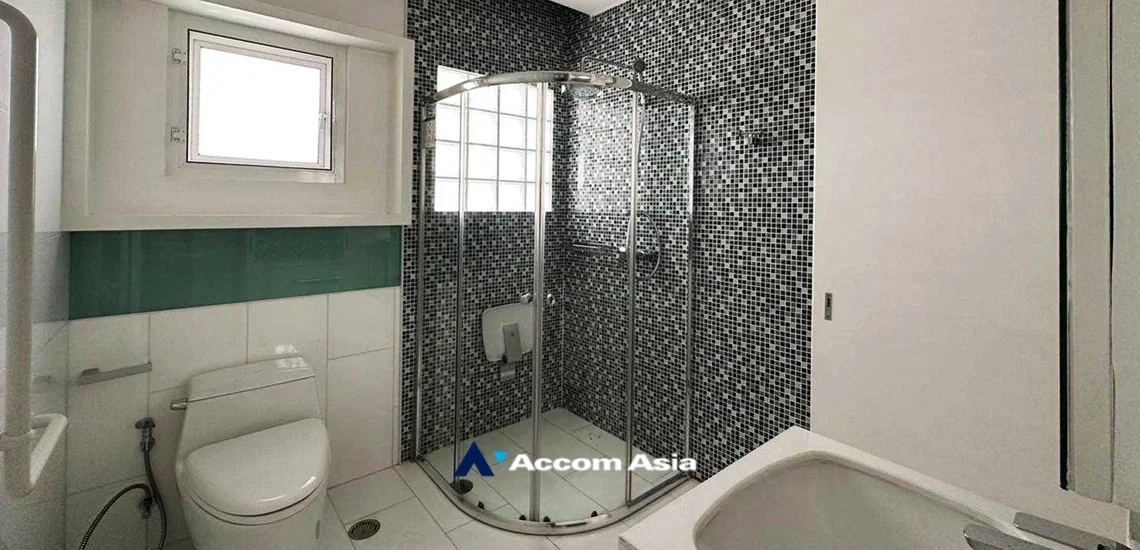 รูป 🔼🔽 AccomA 📩  3 BR Condominium @Tonson Court (AA32441) - รูปที่ 9/10