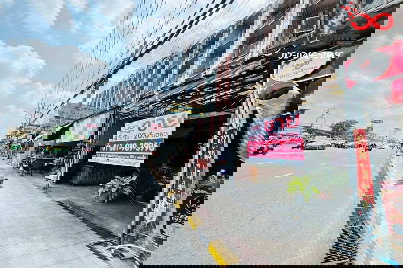 รูป ขายอาคารพาณิชย์ 4.5 ชั้น ถนนงามวงศ์วาน หลักสี่ กรุงเทพ - รูปที่ 3/11