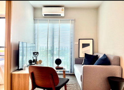 Condos for rent : This place is Donmuang airport.