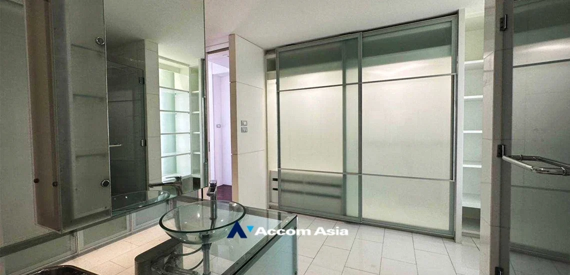 รูป 🔼🔽 AccomA 📩  3 BR Condominium @Tonson Court (AA32441) - รูปที่ 8/10