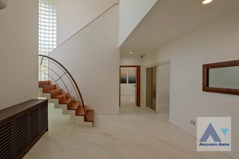 รูป 🔼🔽 AccomA 📩 Pet friendly,Private Swimming Pool 4 BR House in Phra Khanong Nuea (AA18616) - รูปที่ 6/20