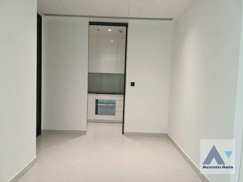 picture 🔼🔽 AccomA 📩 Minimal white condominium with clean lines in Sathorn area (AA43170) - 5/16