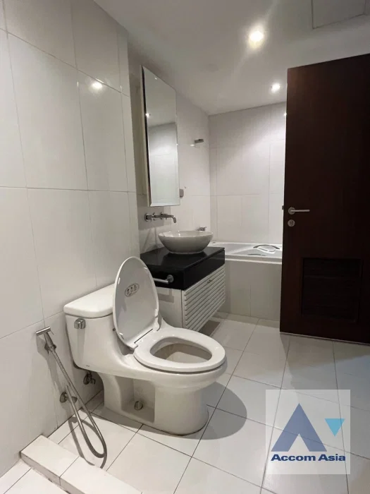 รูป 🔼🔽 AccomA 📩  2 BR Condominium @Urbana Langsuan (25050) - รูปที่ 14/17