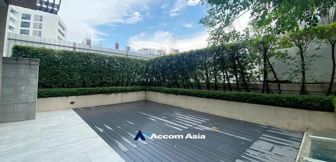 picture 🔼🔽 AccomA 📩  Grand Modern-Classic Home with Double-Height Ceiling (AA34999) - 18/18