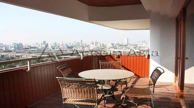 picture 🔼🔽 AccomA 📩 Fully wood-finished condominium with river views and classic interiors (21304) - 4/9