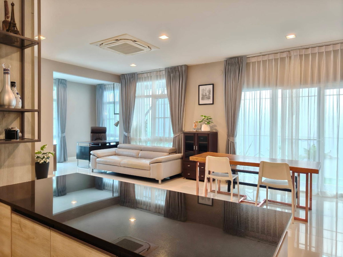 picture MN05074 - Mantana 2 Bangna KM.7 : MegaBangna - 4/10