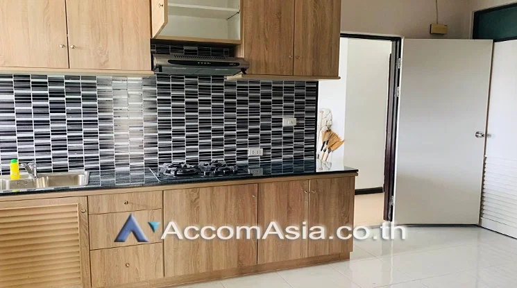 picture 🔼🔽 AccomA 📩 Bright corner unit with warm wood floors and private garden balcony (2045801) - 4/13
