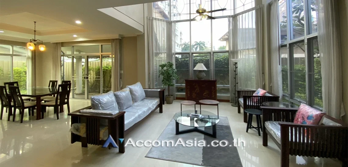 picture 🔼🔽 AccomA 📩 Villa-style home with elegant design and greenery view (95245) - 5/20