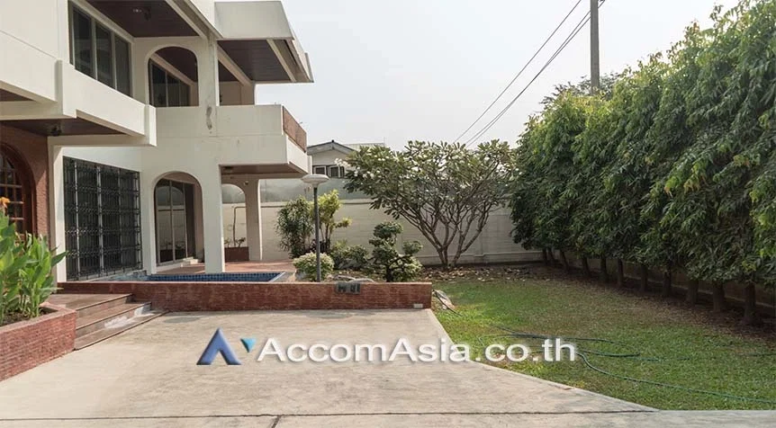 picture 🔼🔽 AccomA 📩 Garden 3 BR House in Khlong Tan Nuea (90522) - 1/16
