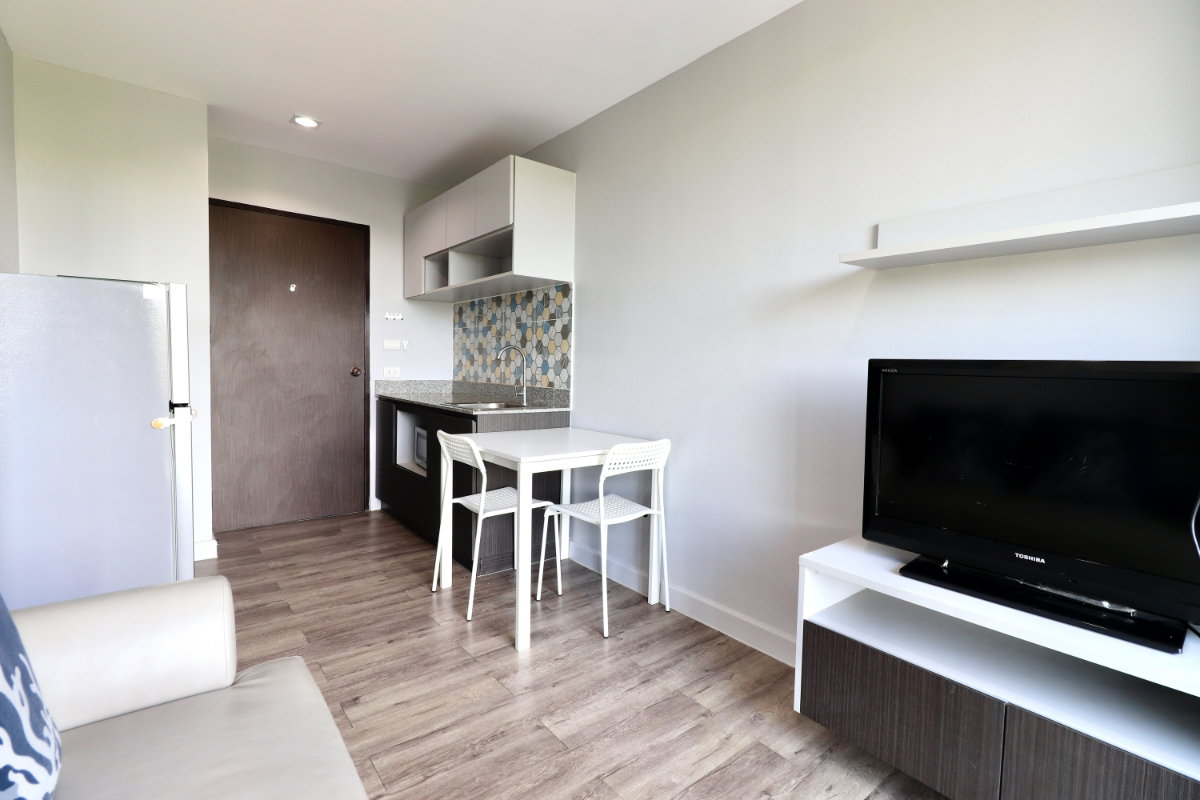 รูป ตึก B ชั้น 3 ✔️ วิวนี้หลบแดด ห้องไม่ร้อน หลบเสียงรถไฟ ✔️เครื่องซักผ้า พร้อมอยู่ โทร.- 0803322777 - รูปที่ 6/11