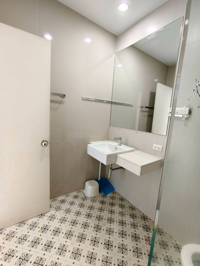 รูป ให้เช่าคอนโดชีวาทัย รามคำแหง ชั้น 26 เฟอร์นิเจอร์และเครื่องใช้ไฟฟ้าครบ - รูปที่ 13/27