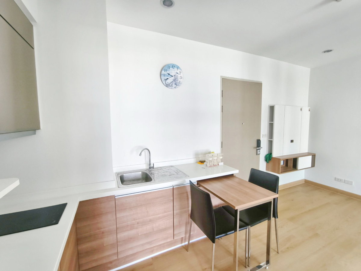 รูป ให้เช่า The Hotel Service คอนโดเงียบ ที่จอดรถพอเพียง ใกล้MRT บากระสอ - รูปที่ 3/8