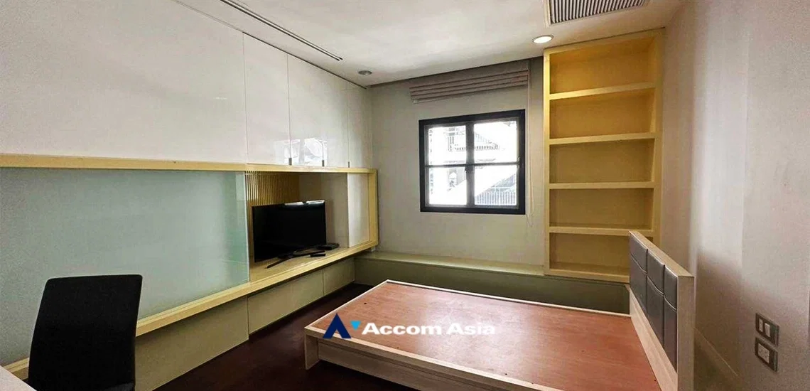 รูป 🔼🔽 AccomA 📩  3 BR Condominium @Tonson Court (AA32441) - รูปที่ 5/10