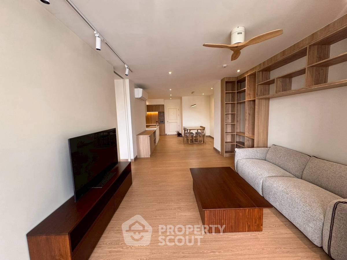 รูป คอนโด 1-ห้องนอน ที่ เลค อเวนิว คอนโดมิเนียม ใกล้ BTS อโศก (ID 2764372) - รูปที่ 1/10