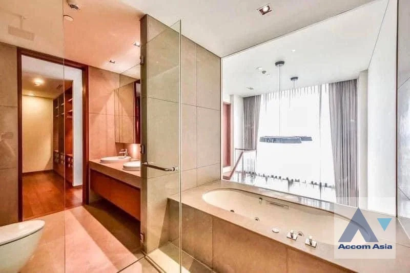 รูป 🔼🔽 AccomA 📩 Airy wooden condominium with city views and lofty design in Sathorn (AA40423) - รูปที่ 16/20