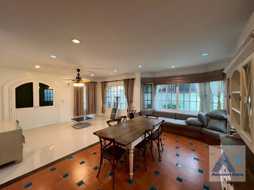 picture 🔼🔽 AccomA 📩  3 BR House @Fantasia Villa 3  (AA44790) - 8/20