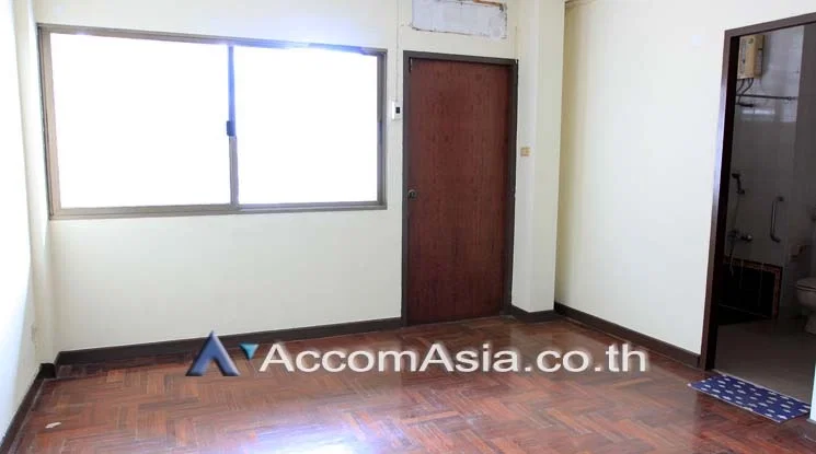 picture 🔼🔽 AccomA 📩 Home Office 3 BR Townhouse in Khlong Toei (AA17938) - 3/16