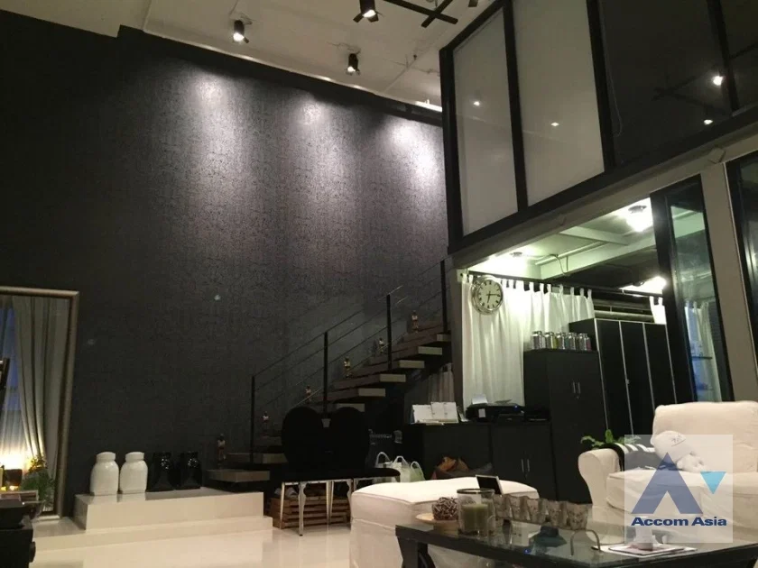 รูป 🔼🔽 AccomA 📩 Duplex Condo 2 BR Condominium @The Emporio Place (AA37006) - รูปที่ 1/2