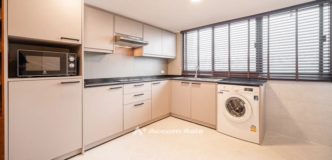 picture 🔼🔽 AccomA 📩 Pet friendly 2 BR Condominium @United Tower (AA32025) - 12/20