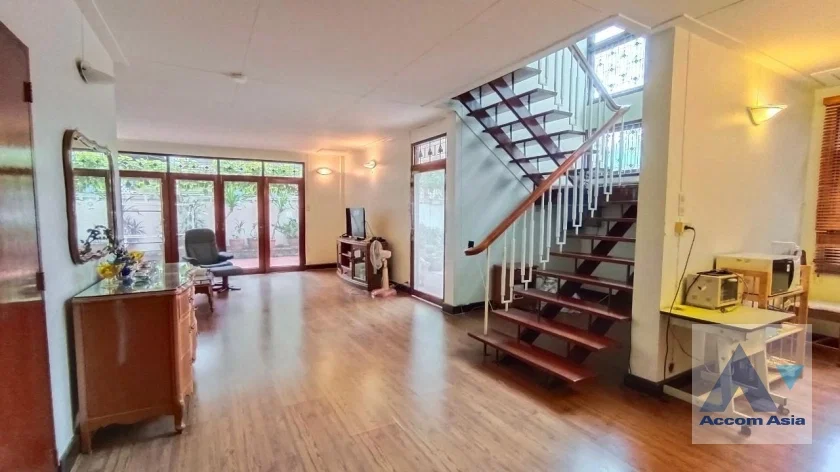 picture 🔼🔽 AccomA 📩 Spacious house with classic charm and greenery in Sathorn (1714115) - 20/20
