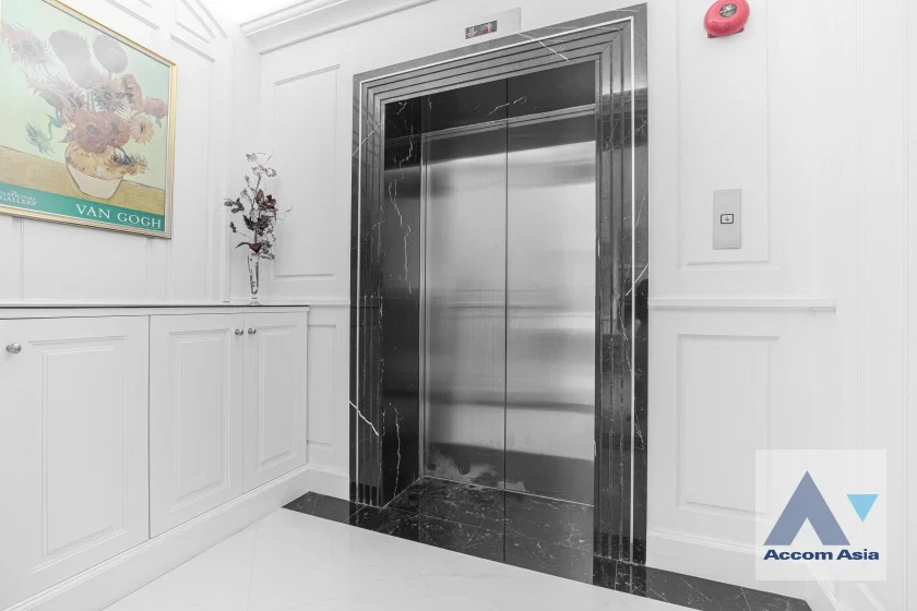 รูป 🔼🔽 AccomA 📩 Luxury condo with modern charm at Royce Private Residences (AA37116) - รูปที่ 7/20