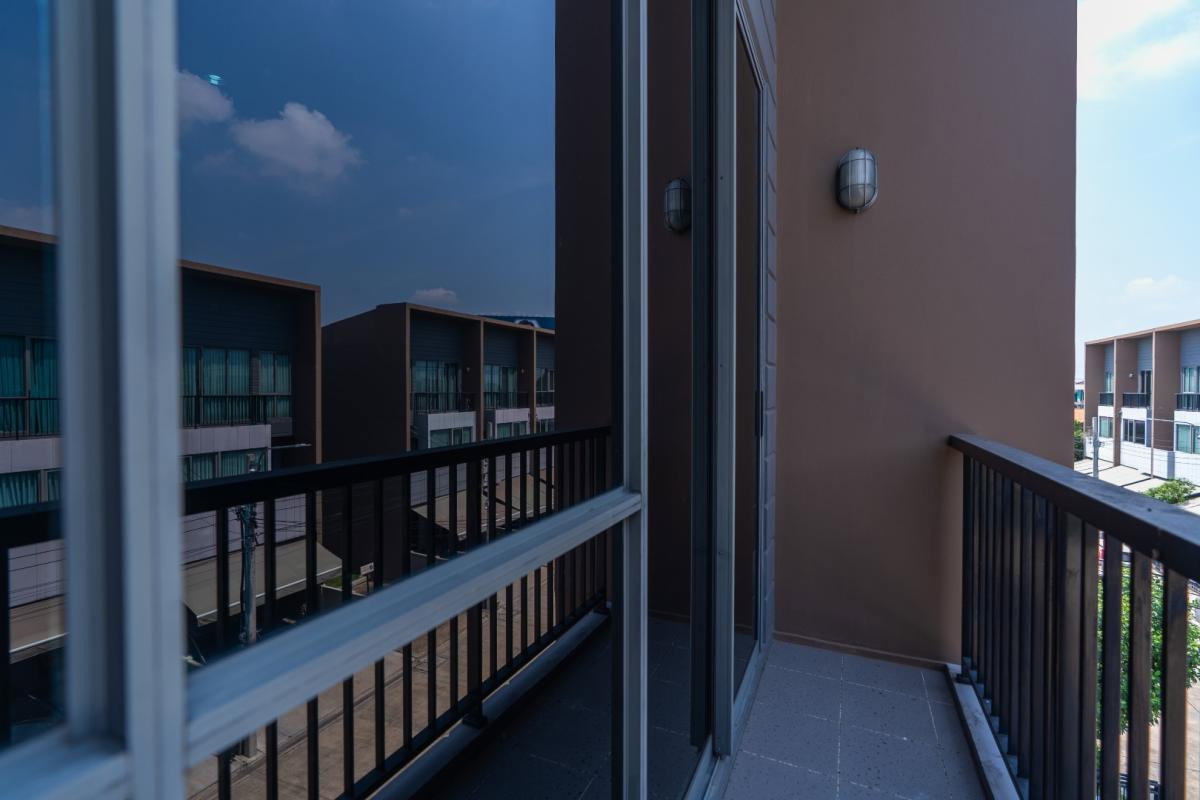 รูป บ้านให้เช่าระดับพรีเมียม ทำเลศักยภาพ พร้อมเข้าอยู่โครงการ บ้านกลางเมือง ดิ อิดิชั่น พระราม 9 - กรุงเทพกรีฑา - รูปที่ 16/25