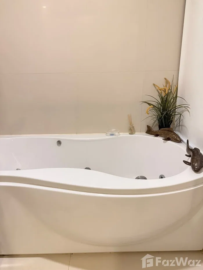 picture IVY Thonglor 6146195 - 8/10