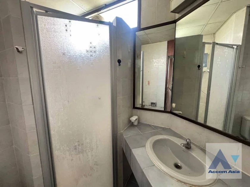 รูป 🔼🔽 AccomA 📩 Pet friendly 3 BR Condominium @City Lakes Tower Sukhumvit 16 (AA44659) - รูปที่ 13/16