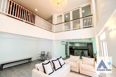 Townhouses for rent Bangna Commercial College : 🔼🔽 AccomA 📩  4 BR Townhouse @Fantasia Villa 2 (AA39256)