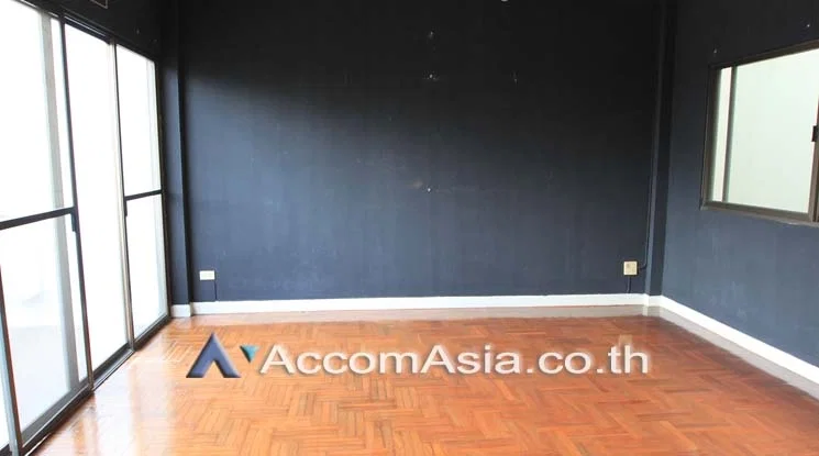 picture 🔼🔽 AccomA 📩 Home Office 3 BR Townhouse in Khlong Toei (AA17938) - 16/16