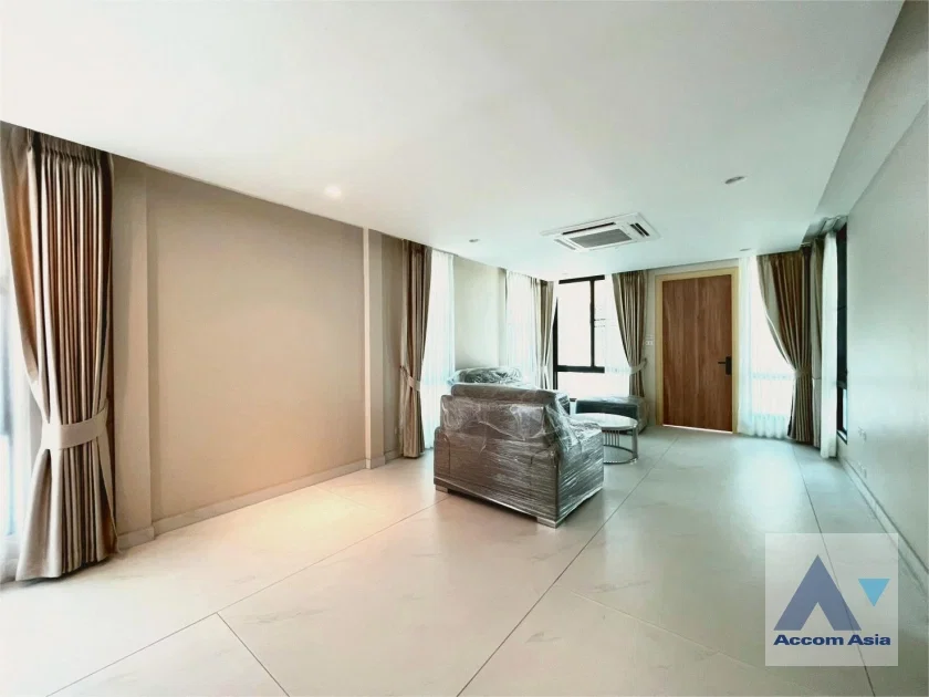 รูป 🔼🔽 AccomA 📩 Newly renovated,Pet friendly,Common Pool 3 BR Townhouse @KLANG Nivas (AA41750) - รูปที่ 3/20