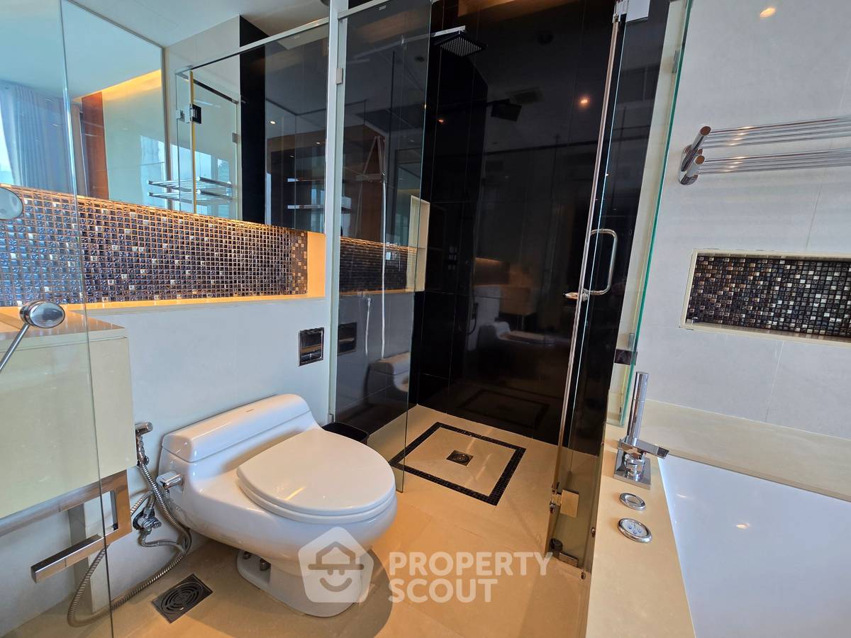 รูป คอนโด 2-ห้องนอน ที่ ดิ แอดเดรส สุขุมวิท 28 ใกล้ BTS พร้อมพงษ์ (ID 2742913) - รูปที่ 17/18