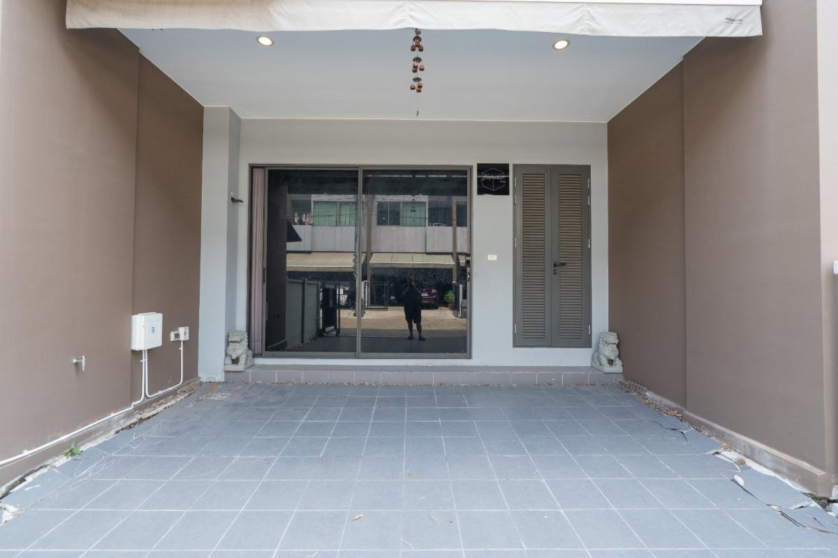 รูป บ้านให้เช่าระดับพรีเมียม ทำเลศักยภาพ พร้อมเข้าอยู่โครงการ บ้านกลางเมือง ดิ อิดิชั่น พระราม 9 - กรุงเทพกรีฑา - รูปที่ 10/25