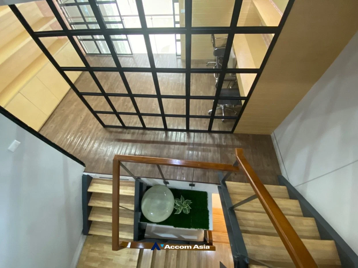 รูป 🔼🔽 AccomA 📩  Modern open-layout house in Punnawithi with high ceilings and natural light (AA15293 - รูปที่ 20/20