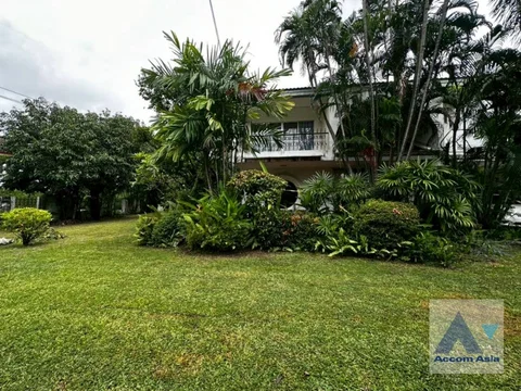 🔼🔽 AccomA 📩  4 BR House @Panya Pattanakarn Village (97322)