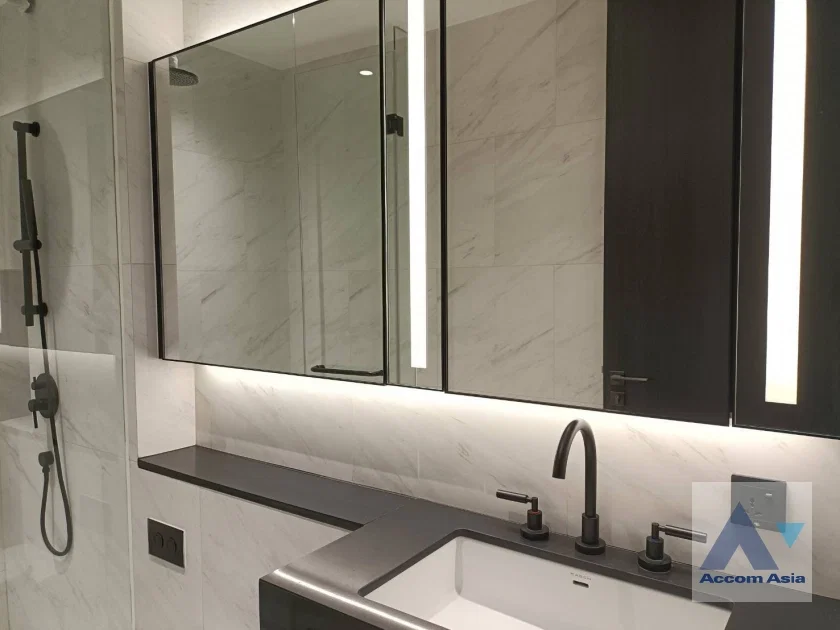 picture 🔼🔽 AccomA 📩 Minimal white condominium with clean lines in Sathorn area (AA43170) - 16/16