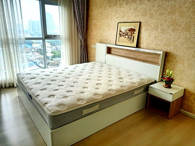 Condos for sale : Condo for sale in Sukhumvit 48