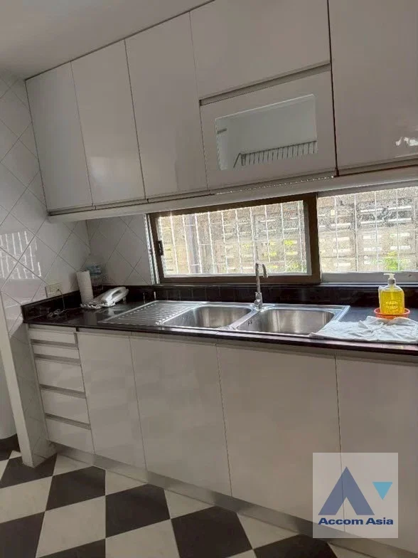 picture 🔼🔽 AccomA 📩 Private Swimming Pool 2 BR House in Khwaeng Sam Sen Nai (AA42941) - 14/20