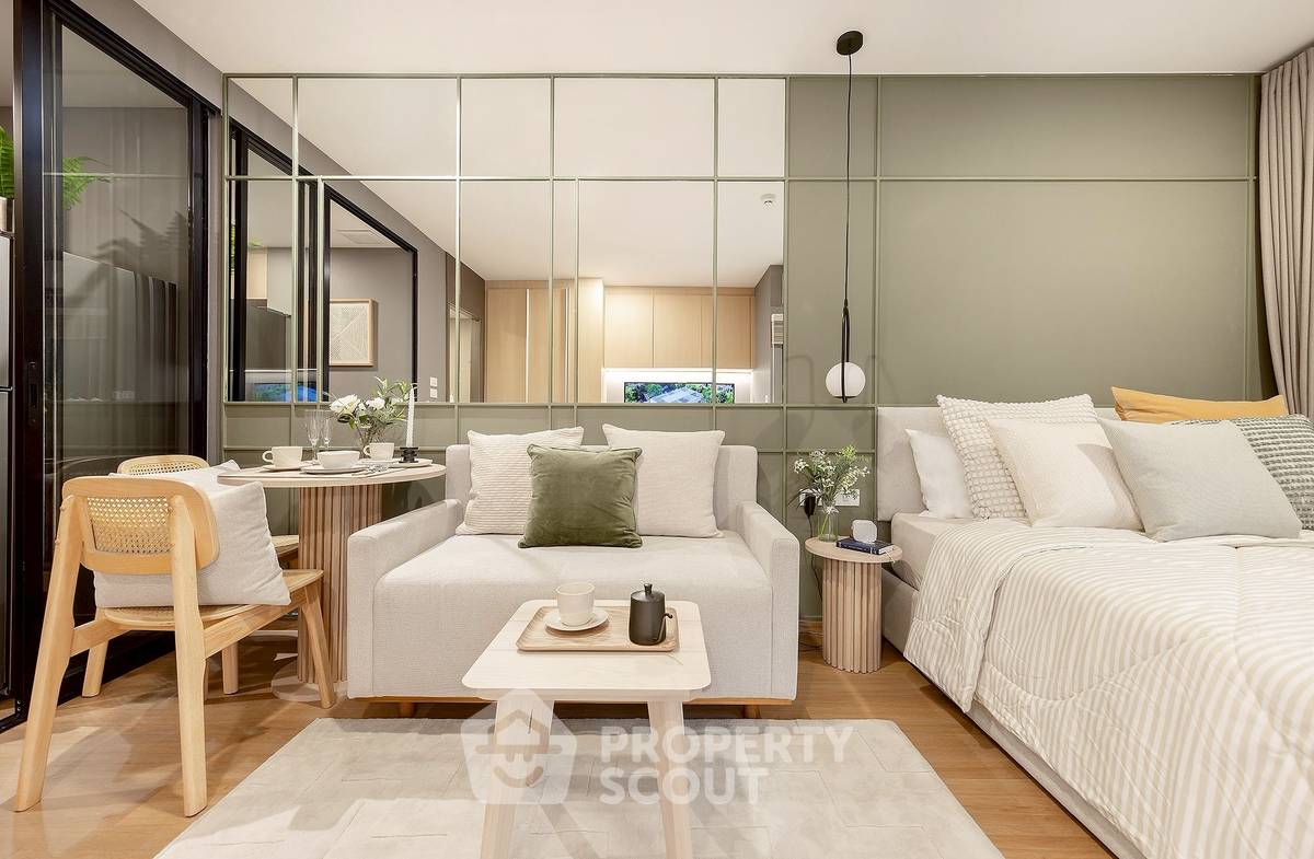 picture Studio Condo at Lumpini Park On 19 near BTS On Nut (ID 2758629) - 3/6