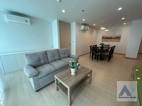 🔼🔽 AccomA 📩 Corner Unit 3 BR Condominium @Silom Suite (AA38930)