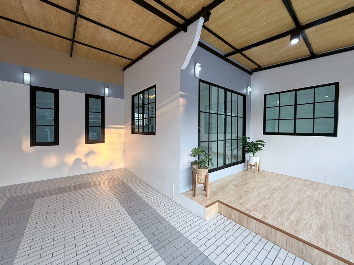 รูป ขายบ้านรีโนเวท 🏡 หมู่บ้านนันทวัน 4 (เลียบวารี 53) 👉 เนื้อที่ 27.6 ตร.ว. 🔧รีโนเวทใหม่ทั้งหลัง พร้อมเข้าอยู่ 🌟ราคาเพียง 2.3 ล้านบาท - รูปที่ 9/18