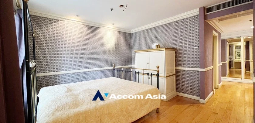 รูป 🔼🔽 AccomA 📩 Luxury condo for sale in Bangkok with spacious open-plan layout and classic built-in design - รูปที่ 8/20