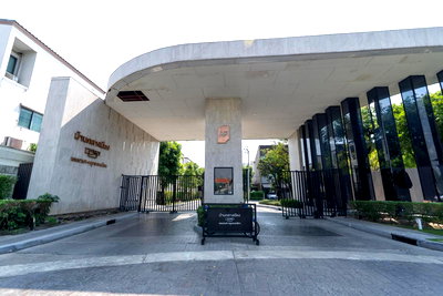 เช่าบ้านเดี่ยว กรุงเทพมหานคร : บ้านให้เช่าระดับพรีเมียม ทำเลศักยภาพ พร้อมเข้าอยู่โครงการ บ้านกลางเมือง ดิ อิดิชั่น พระราม 9 - กรุงเทพกรีฑา