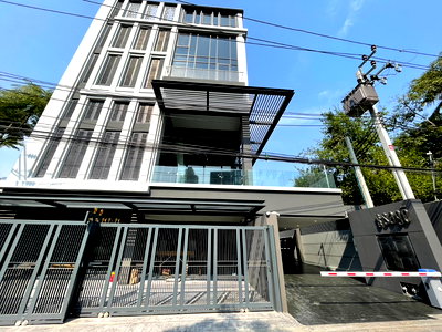 เช่าโฮมออฟฟิศ กรุงเทพมหานคร : 📣📣 ให้เช่า Sage Thonglor บ้าน 4.5 ชั้น พร้อมลิฟต์ส่วนตัว สระว่ายน้ำส่วนตัว