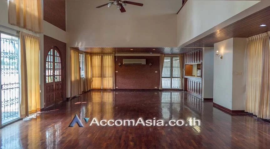 picture 🔼🔽 AccomA 📩 Garden 3 BR House in Khlong Tan Nuea (90522) - 12/16