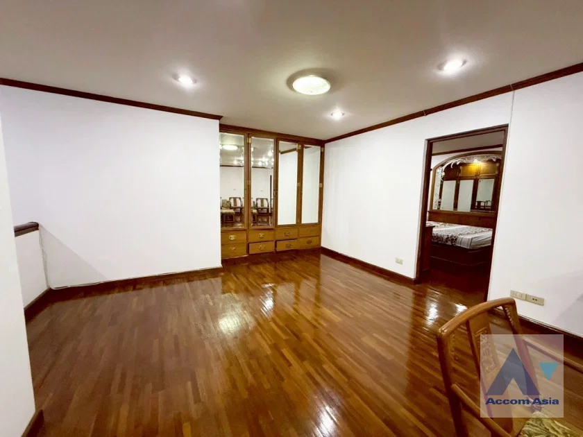 รูป 🔼🔽 AccomA 📩 Duplex Condo 4 BR Condominium @Le Premier II (AA19989) - รูปที่ 20/20